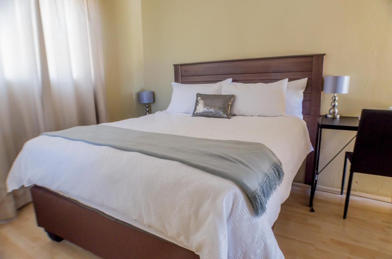 Seroloana Guest House Rustenburg Eksteriør billede