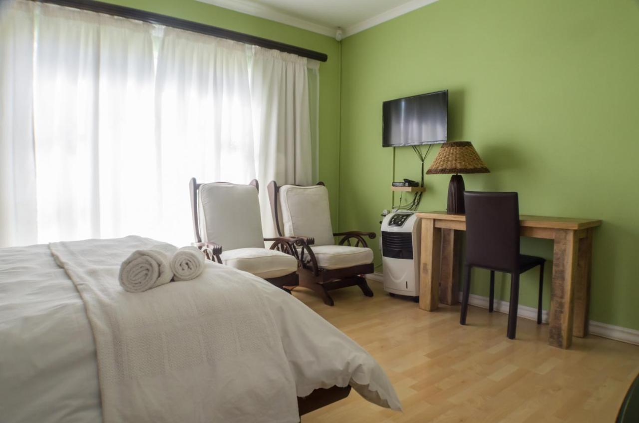 Seroloana Guest House Rustenburg Eksteriør billede